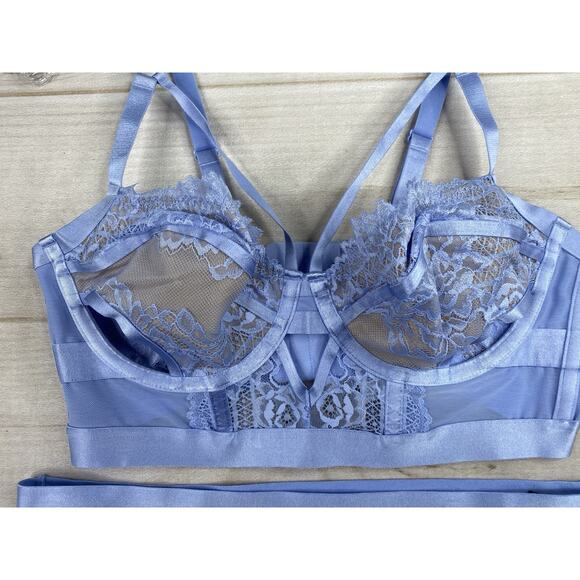 Torrid Bra Panty Set 00 L Blue Retro Ribbon Cutout Serenity Underwire Strap NWT - Picture 2 of 14